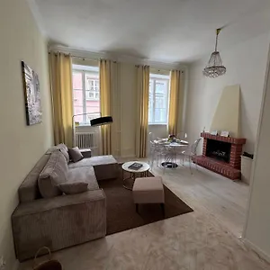 Old Town Residence, Historic Centre Castle Square , Warszawa Polska